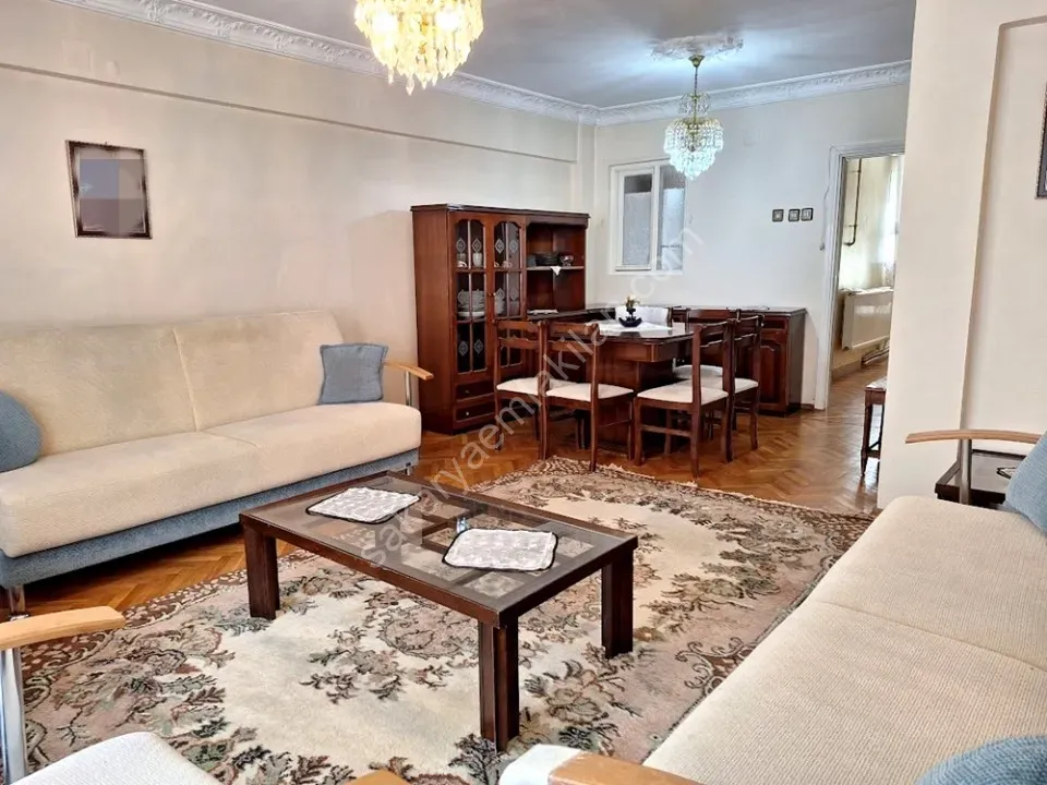 ADAPAZARI YENİDOĞAN MAHALLESİNDE KİRALIK EŞYALI 3+1 DAİRE