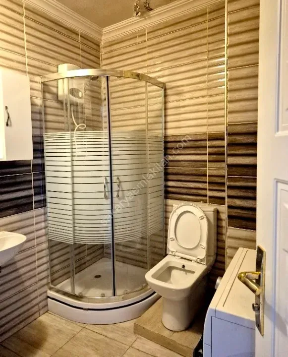 ADAPAZARI MERKEZDE KİRALIK EŞYALI STÜDYO DAİRE