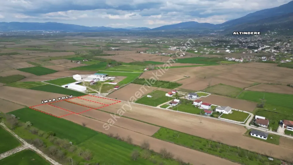 GÜNDOĞAN/ALTINDERE'DE 1.000 m2 İMARLI ARSA SATILIK / AKYAZI