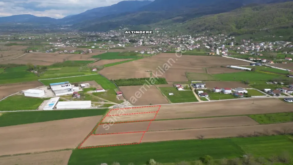 GÜNDOĞAN/ALTINDERE'DE 1.000 m2 İMARLI ARSA SATILIK / AKYAZI
