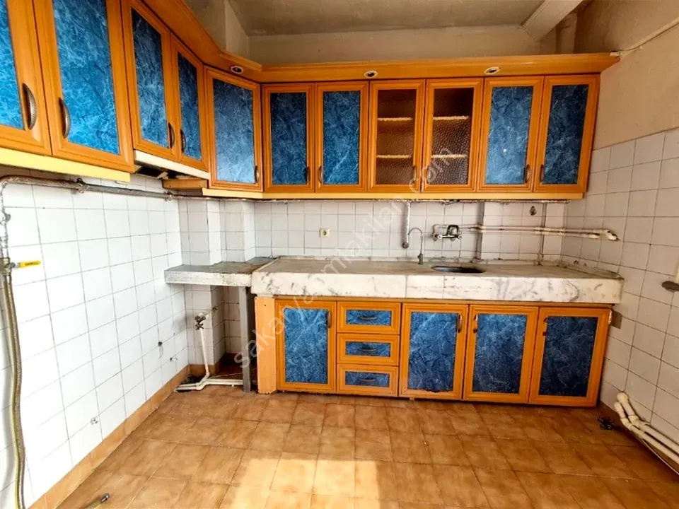 ADAPAZARI YAĞCILAR MAHALLESİNDE SATILIK 3+1 DAİRE