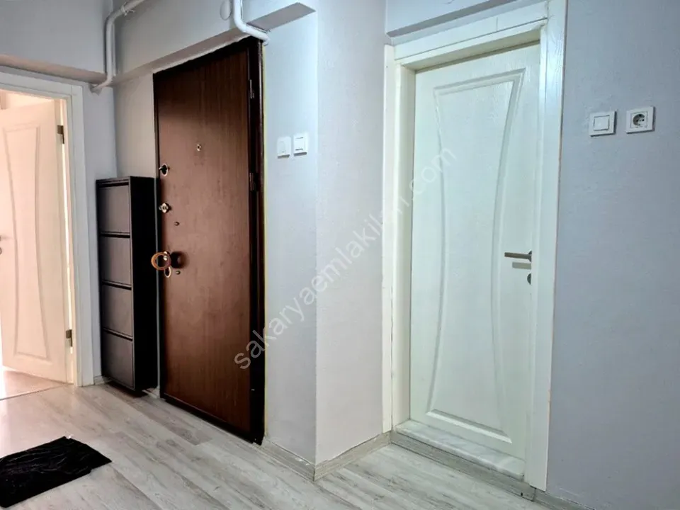 ADAPAZARI MERKEZDE KİRALIK 3+1 DAİRE