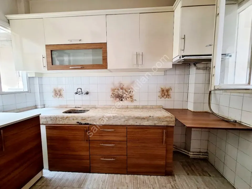 SAKARYA ADAPAZARI MERKEZDE SATILIK 3+1 DAİRE