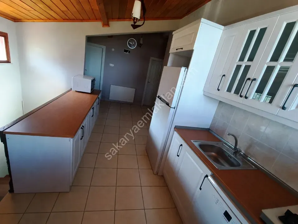 3700 metre arsa içinde Krediye uygun Çiftlik evi