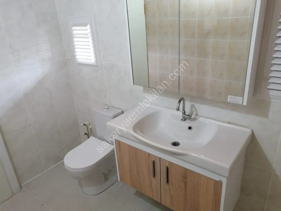 3700 metre arsa içinde Krediye uygun Çiftlik evi