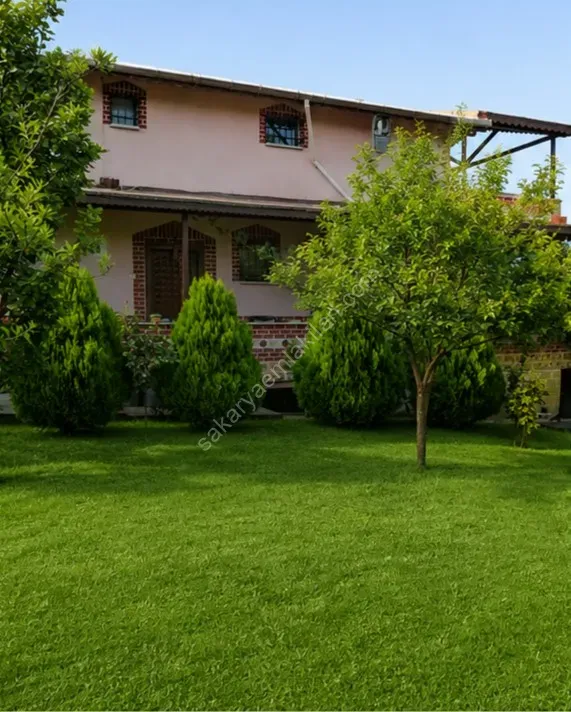 3700 metre arsa içinde Krediye uygun Çiftlik evi