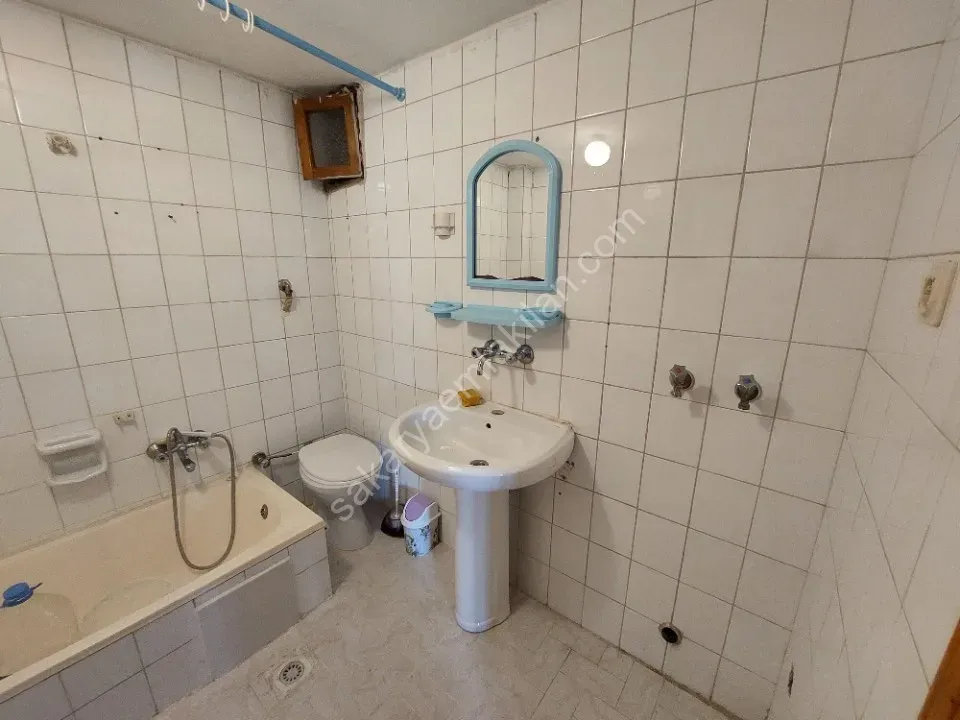 YILDIZ GAYRİMENKUL'DEN PATATES HALİ IŞIKLARINDA KİRALIK DAİRE